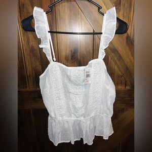 Blu Pepper Swiss dot white tank. Size: L